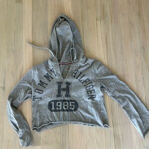 Women’s Tommy Hilfiger cropped long sleeve small